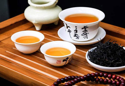 The effect and function of tea are correct. Brewing black tea can promote fluid, heat and diuresis